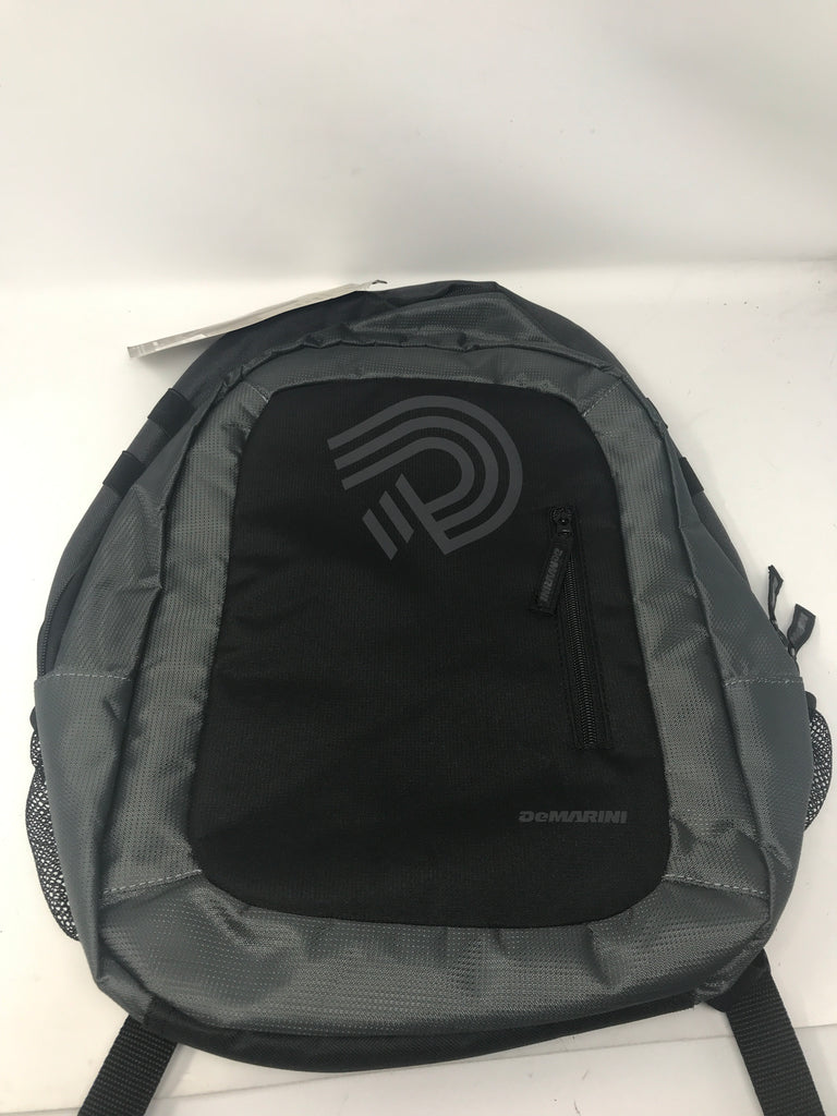 Demarini 1979 bat pack top