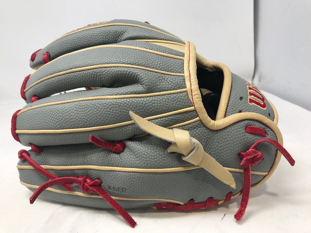 New Wilson A2K Outfield Baseball Glove 11.75 Inch RHT Gray/Tan/Red