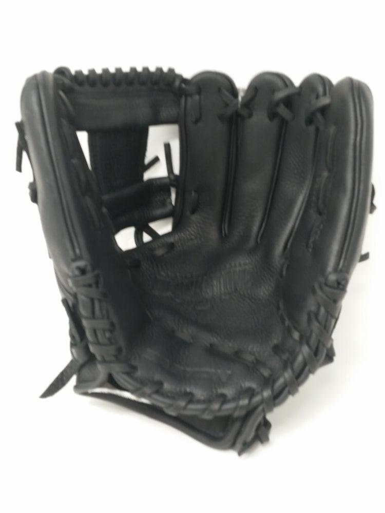 New No Tags Easton Blackstone Series RHT Baseball Glove BL1150 11.5" inch Black