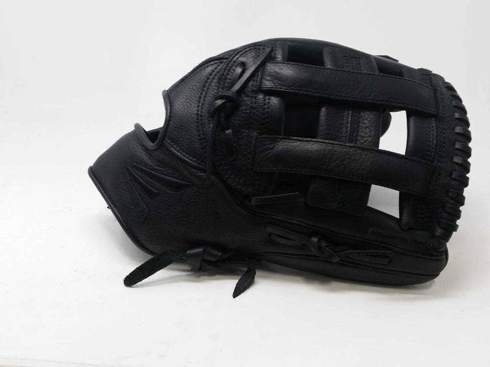 New No Tags Easton Blackstone Slowpitch Series 13" RHT Softball Glove Black