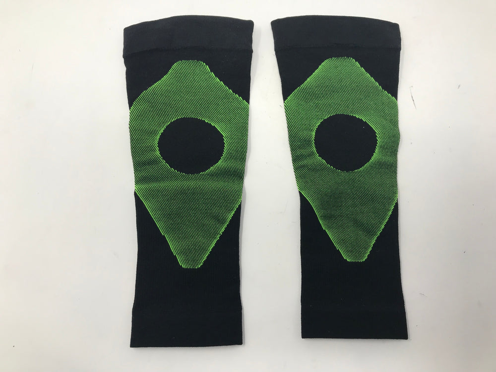 New P-TEX PRO Knit Compression Arm Sleeve Medium Black/Green