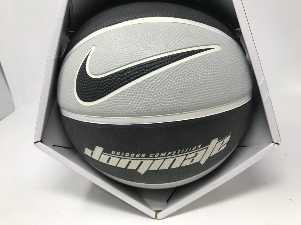 New Other NIKE Dominate Outdoor Basketball Gray/Black Size 5 Youth