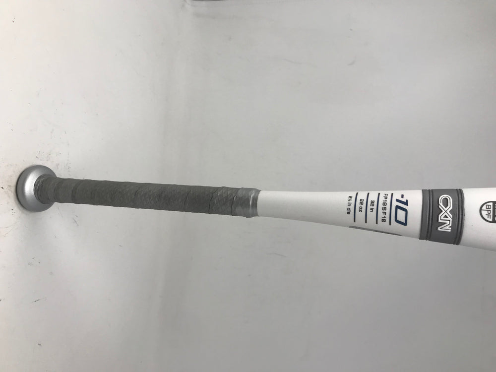 Used Easton Stealth Flex Composite FP18SF10 32/22 Fastpitch Softball Bat