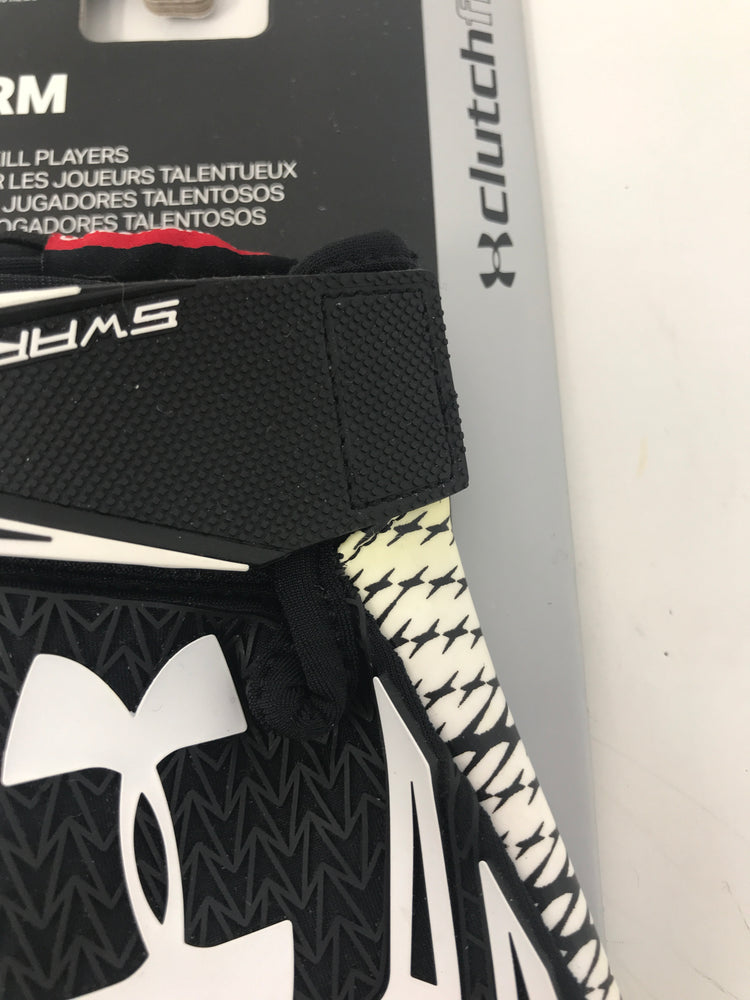 ew Other Under Armour Men's Small Swarm Receiver Football Gloves White/Black