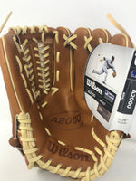 New Wilson A2000 WTA20RB20D33  11.75" Pitcher Glove  RHT Baseball