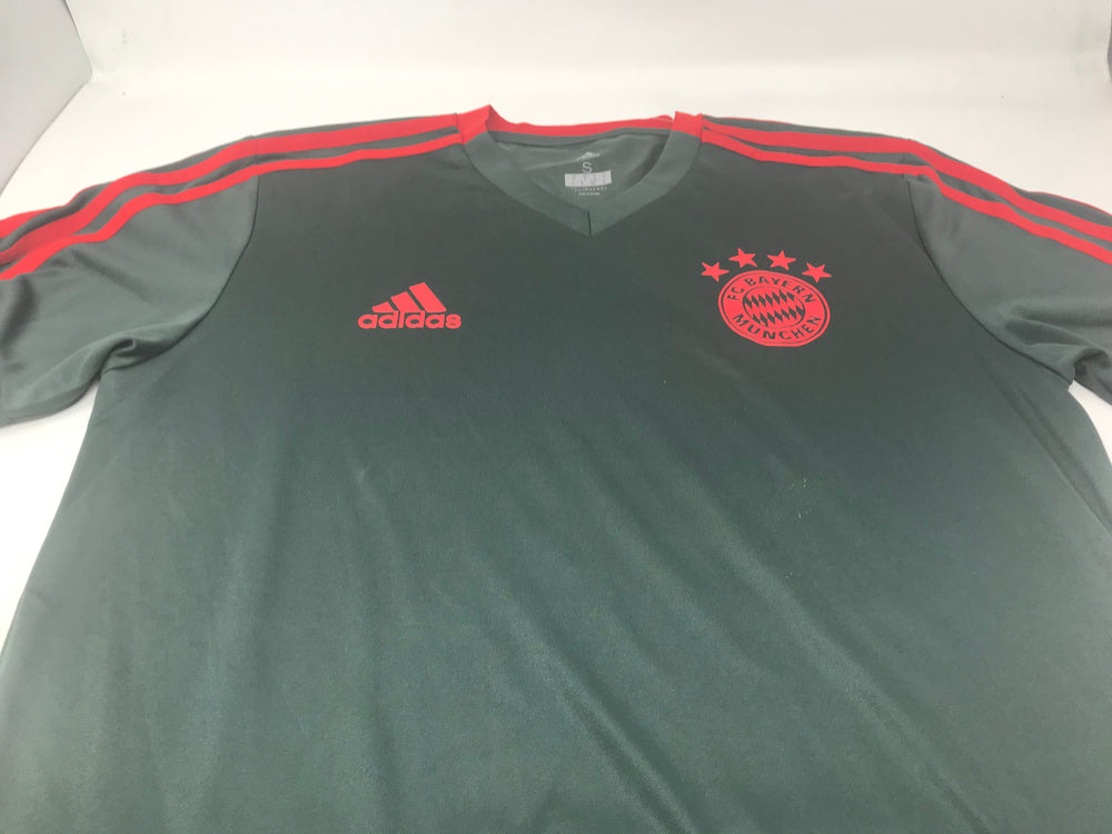 New Adidas Men's Club Soccer Training Jersey FC Bayern Munchen Small Black/Red