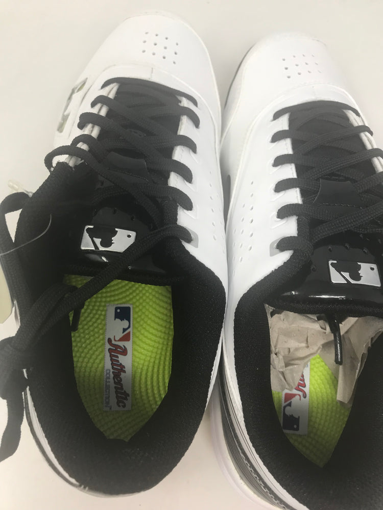 New Under Armour Men's 9.5 Ignite III Low ST CC Baseball Cleats White/Black