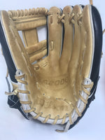 Used Wilson A2000 1786Baseball Glove 11.5 Inch RHT Black/Tan