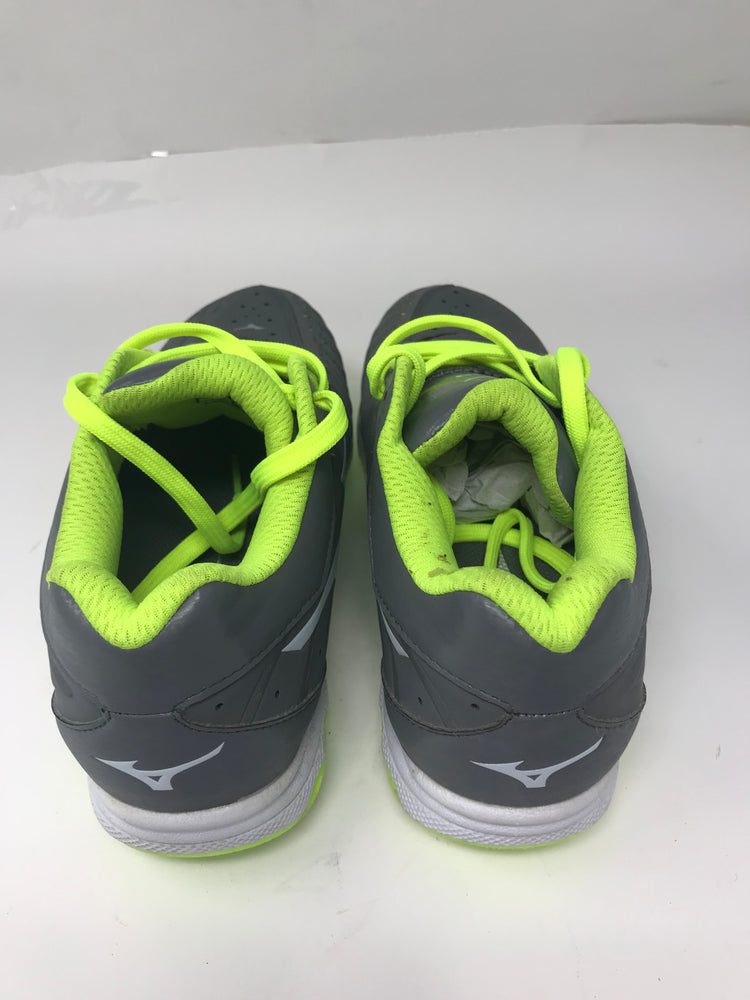 Used Mizuno Women's 9-Spike Advanced Sweep 3 Metal Softball Cleats 7 Grey/White