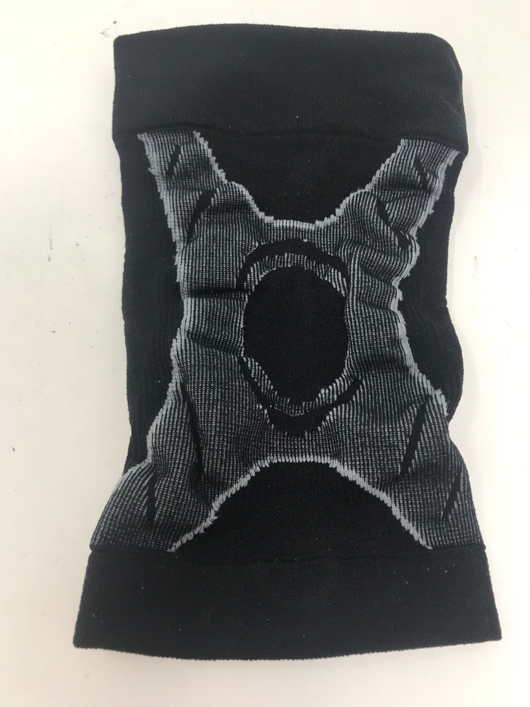 New P-TEX PRO Knit Compression Elbow Sleeve Adult Medium Black/Silver