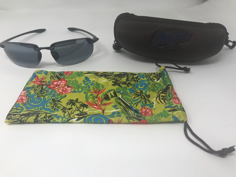 New Maui Jim Ho'okipa Rectangular Sunglasses Black Includes Case and Bag
