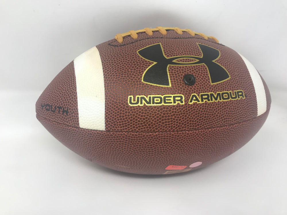 Under armour football outlet 495