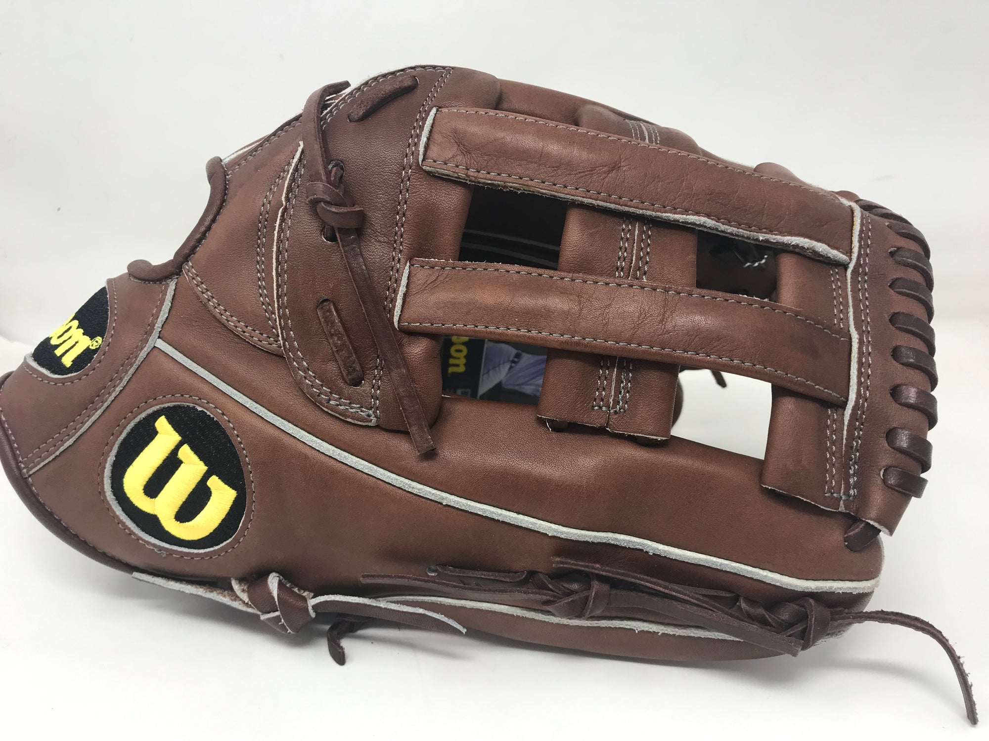 Wilson 2022 A2000 1799 12.75 Outfield Baseball Glove