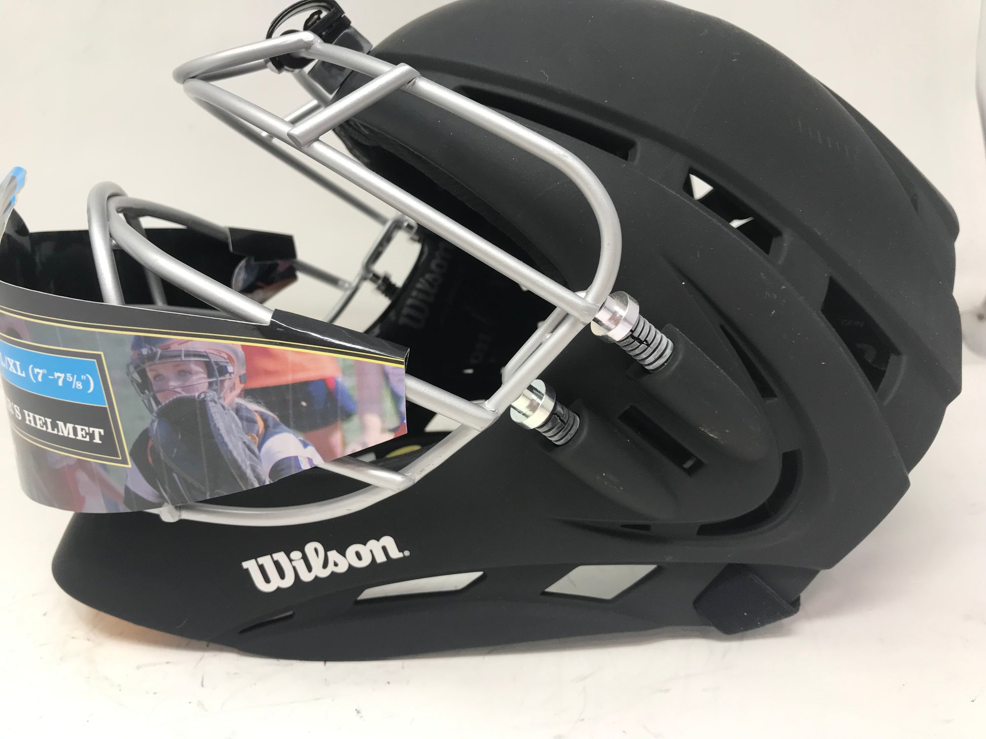 New Wilson Shock FX 2.0 WTA5540 Fastpitch Softball Catcher Helmet 