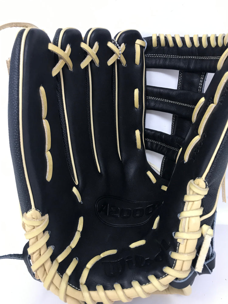 New Wilson A2000 Pitcher A2000 1800 LHT 12.75" Baseball Glove Black/Tan