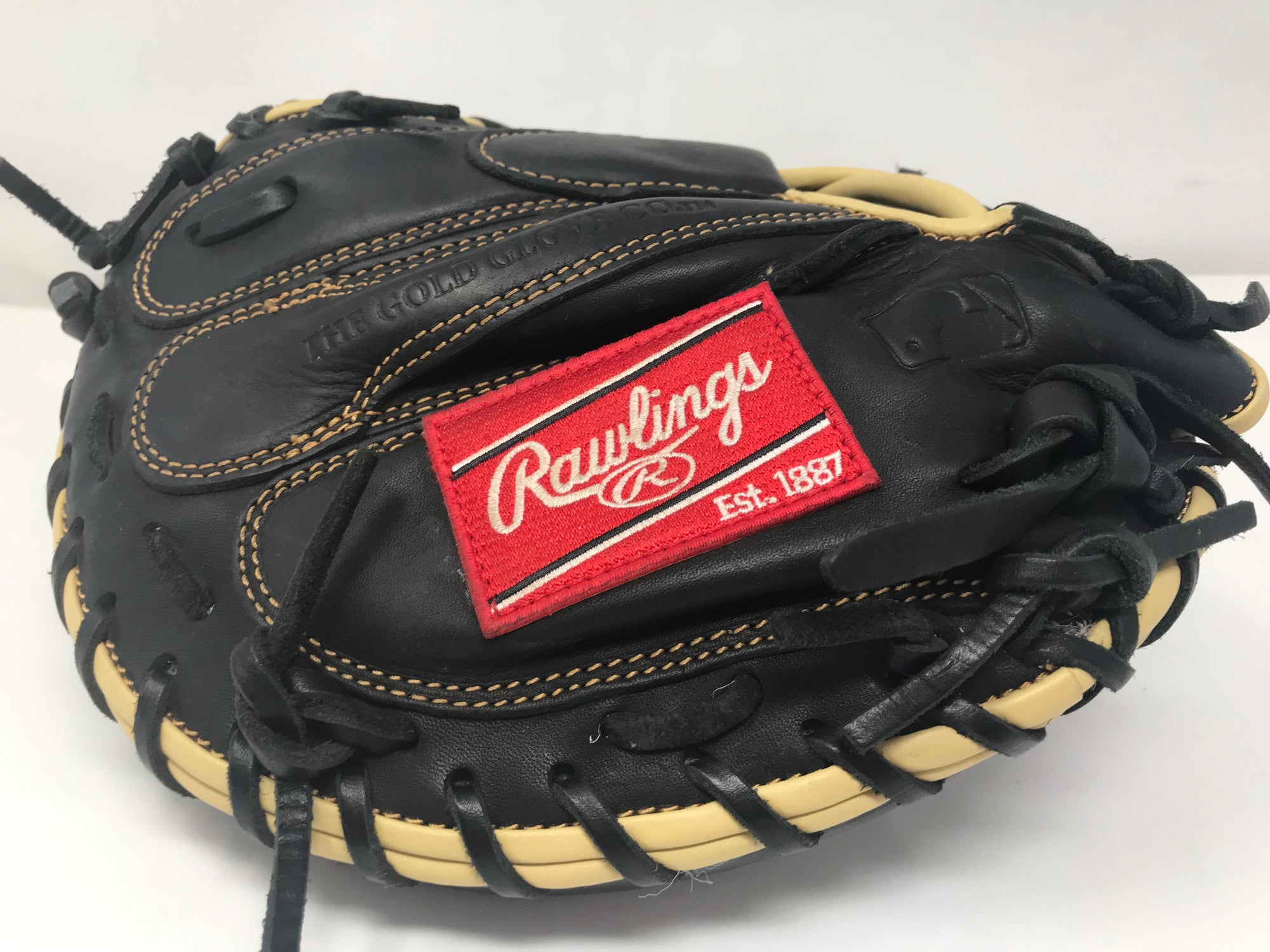 Rawlings Gold Glove Elite Baseball Catchers Glove Mitt NEW for Sale in  Tampa, FL - OfferUp